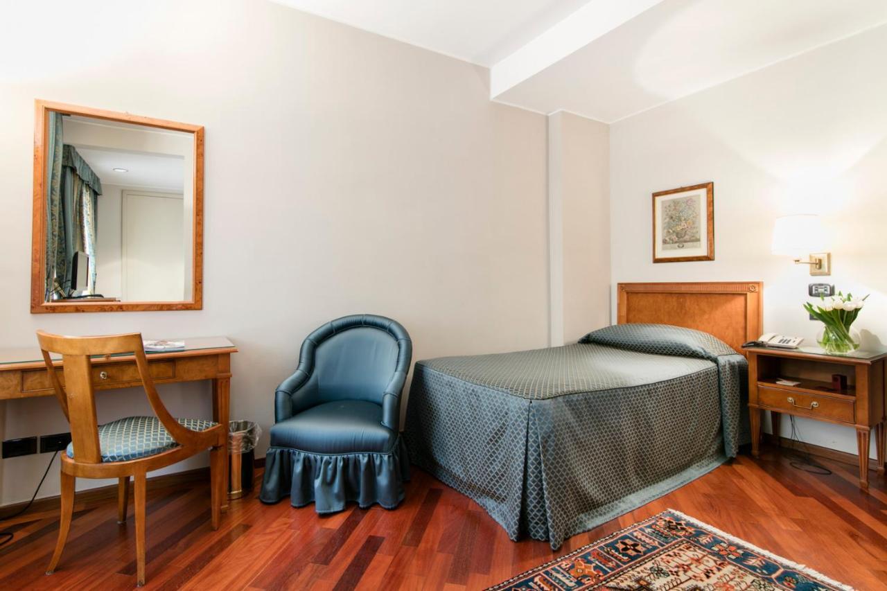 Albergo Delle Notarie Reggio Emilia Exterior photo